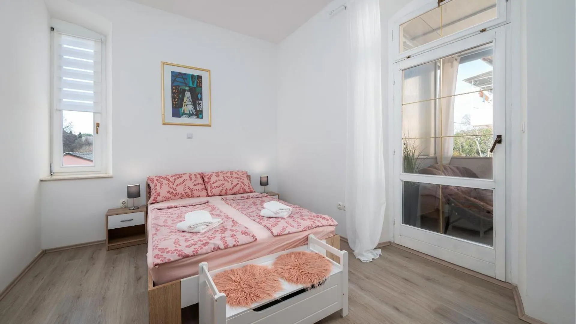 Cozy Apartment In Pula With Kitchen